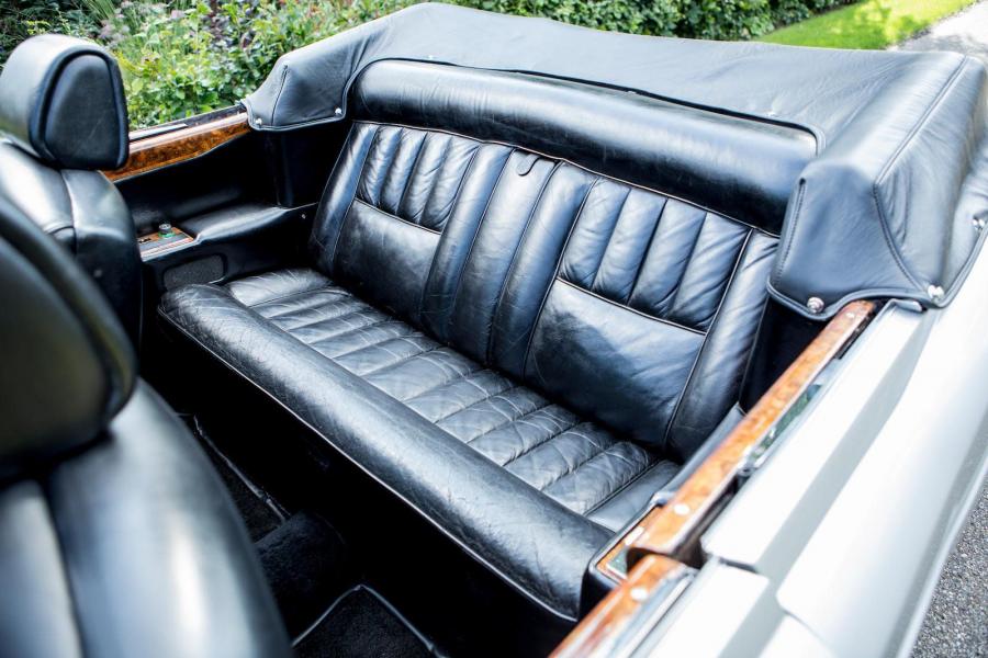 Интерьер Rolls-Royce Silver Shadow Cabriolet 1970 года  (фото 6 из 15)